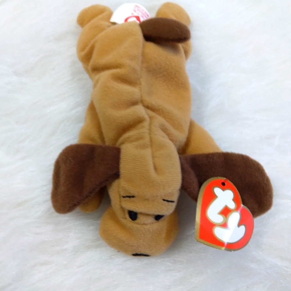 Teeny Beanie Babies, Bones the Dog